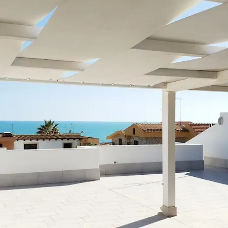 Casa Del Mar Barbara Apartmán